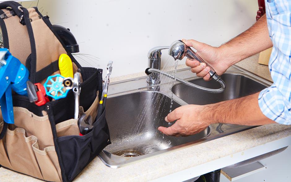cherche plombier Rueil-Malmaison
